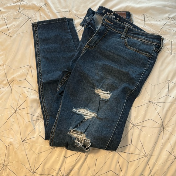 Hollister jeans - Picture 1 of 2